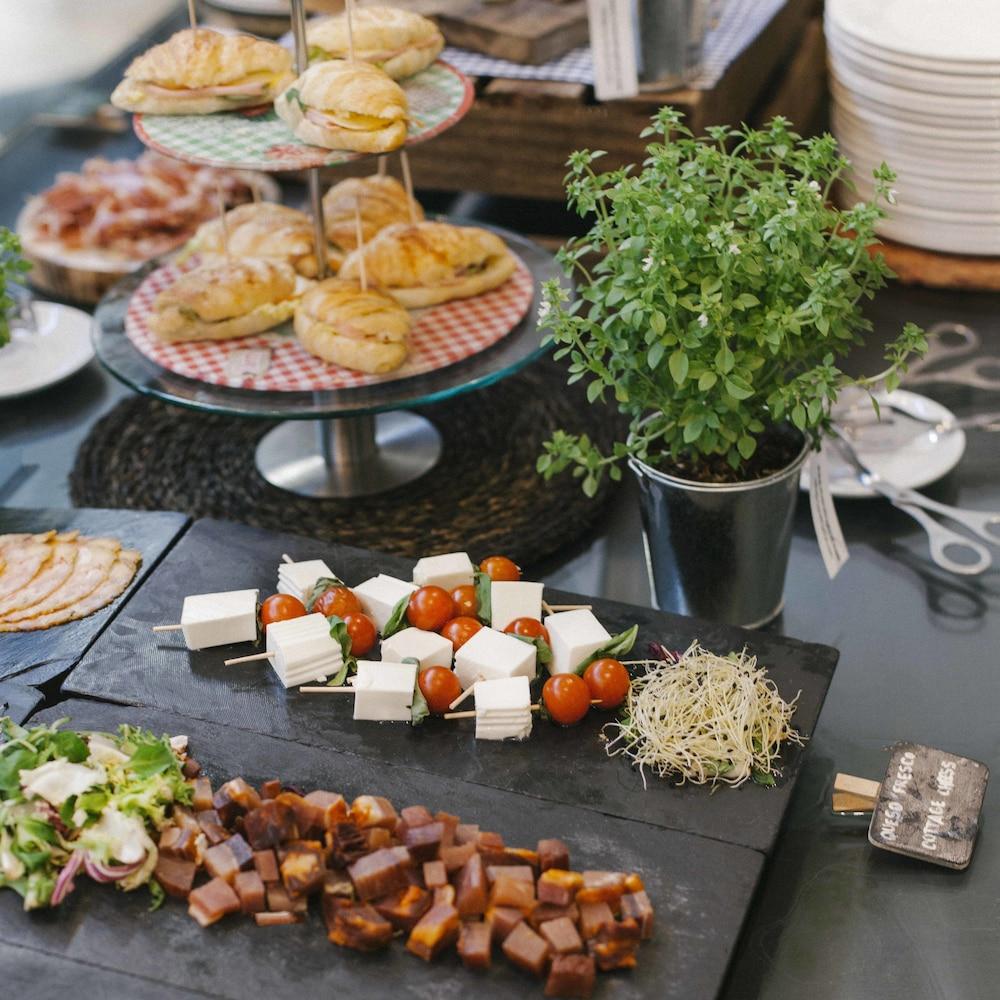 Seises Sevilla, A Tribute Portfolio Hotel 4*